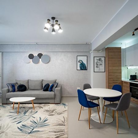 Moonlight Mamaia Apartments Экстерьер фото