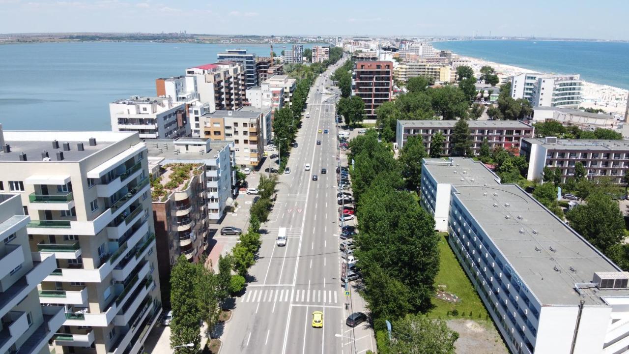 Moonlight Mamaia Apartments Экстерьер фото