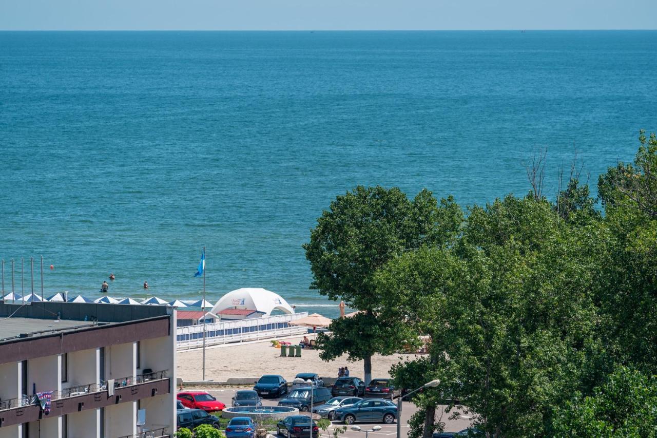 Moonlight Mamaia Apartments Экстерьер фото