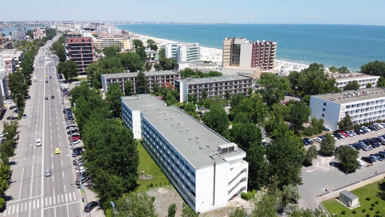 Moonlight Mamaia Apartments Экстерьер фото