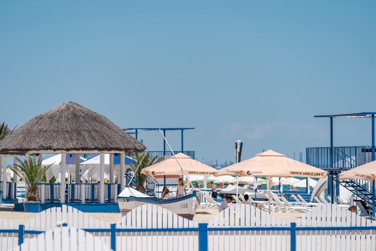 Moonlight Mamaia Apartments Экстерьер фото