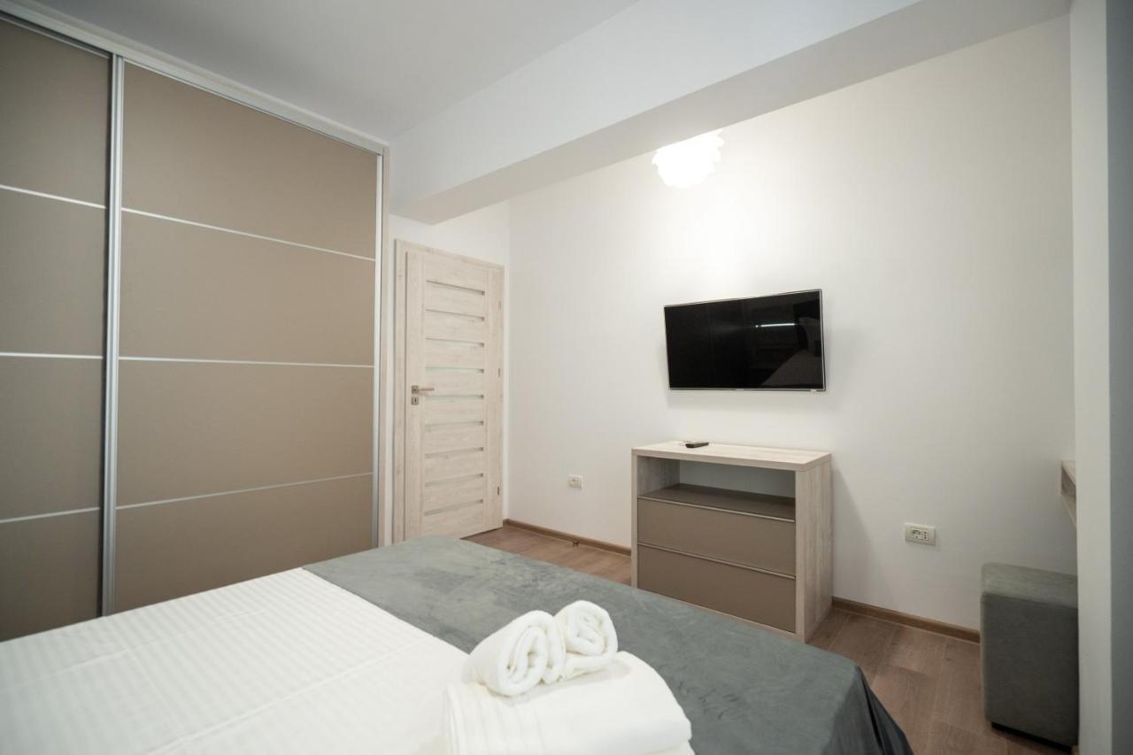Moonlight Mamaia Apartments Экстерьер фото