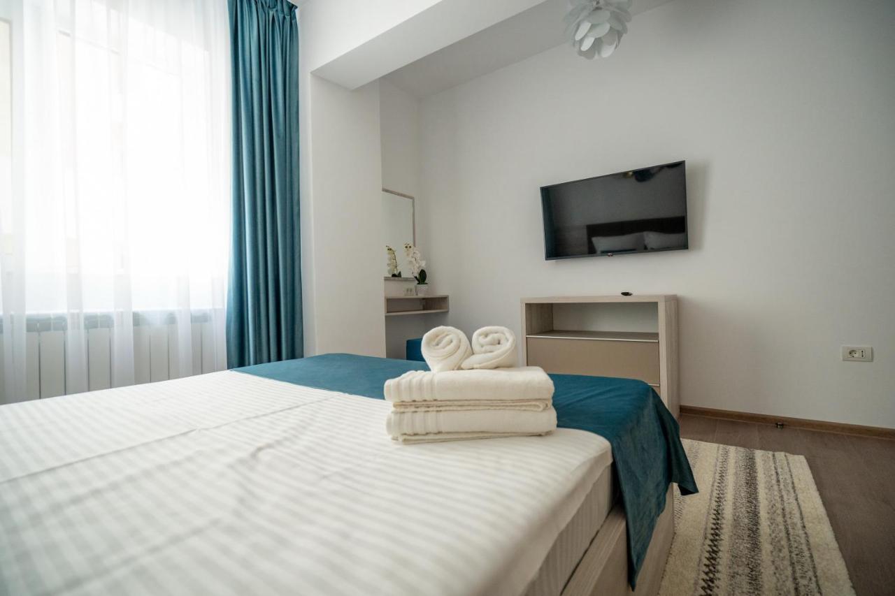 Moonlight Mamaia Apartments Экстерьер фото