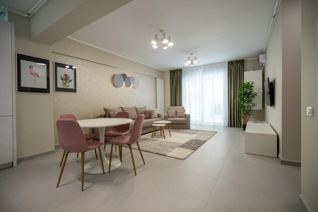 Moonlight Mamaia Apartments Экстерьер фото