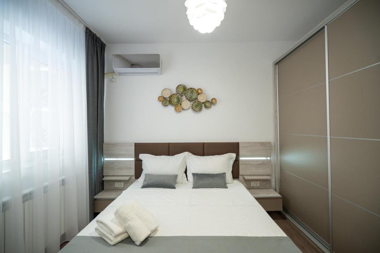 Moonlight Mamaia Apartments Экстерьер фото